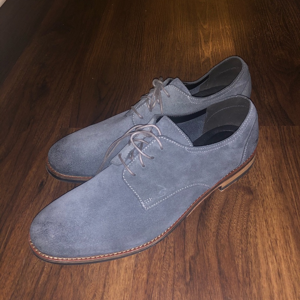 Clark’s Navy dress shoes size 11.5